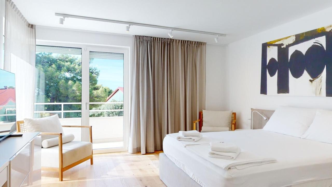 Villa Zoe Suites Komiza Exterior photo