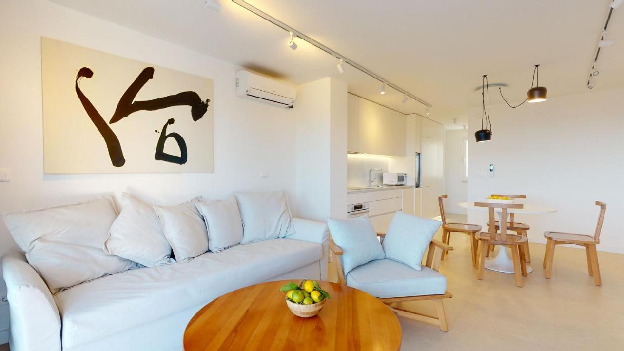 Villa Zoe Suites Komiza Exterior photo