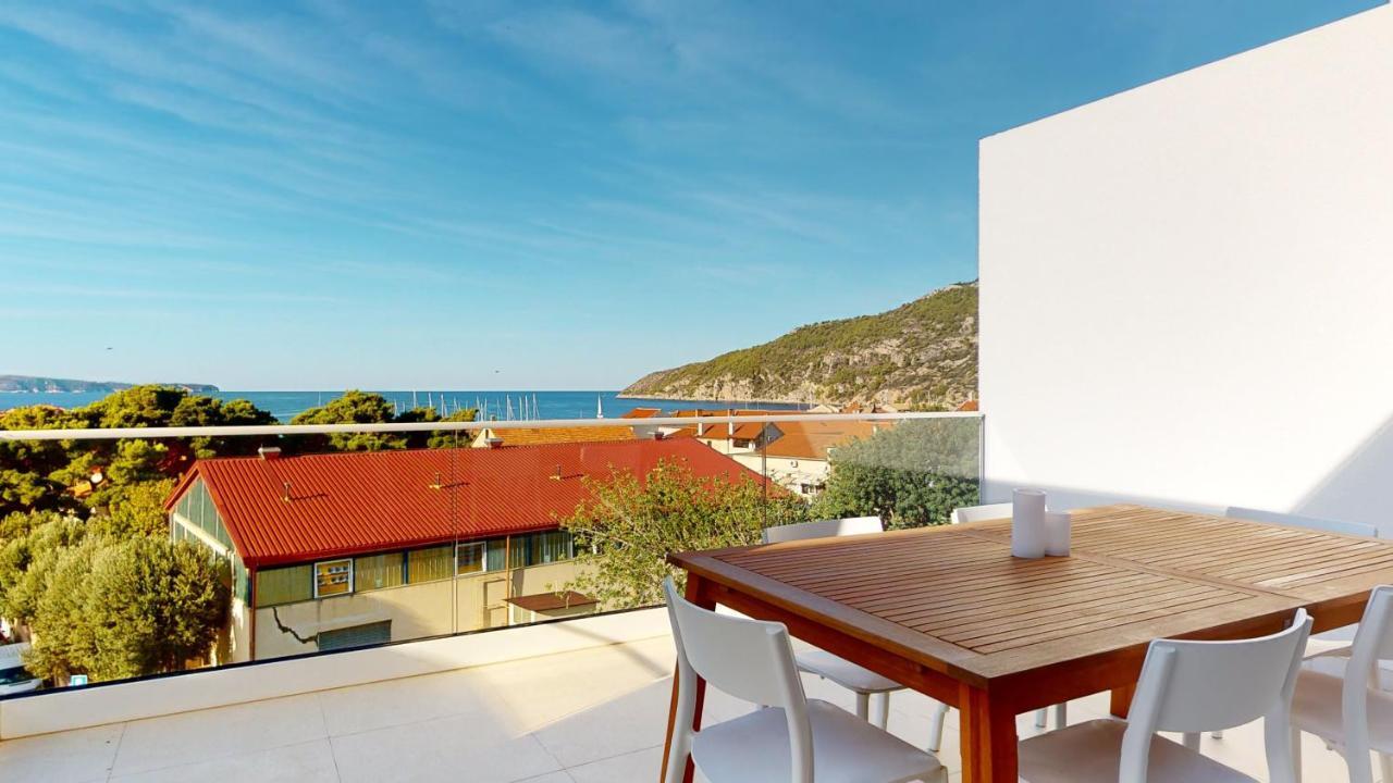 Villa Zoe Suites Komiza Exterior photo
